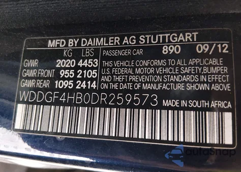 2013 Mercedes-Benz C 250 Luxury/Sport z USA, uszkodzony, nr VIN WDDGF4HB0DR259573